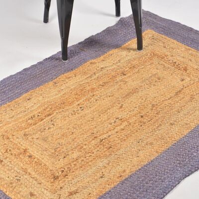 Handgeflochtener Sackleinen-Teppich mit violetter Bordüre