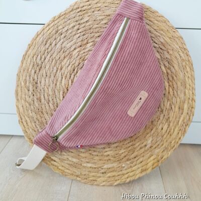 “Old pink” velvet fanny pack