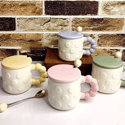 Ceramic mug with lid, spoon and original handle in 4 colors. LM-221