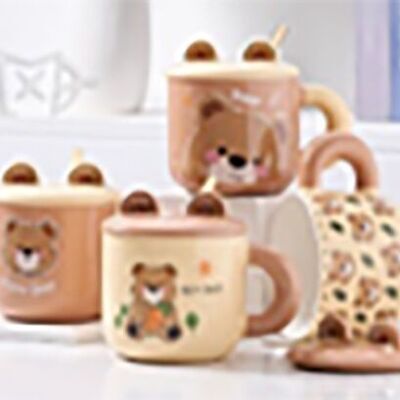"BEAR" ceramic mug with decorated lid and spoon in 4 designs. LM-240