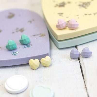 Jesmonite geometric heart stud earrings 1