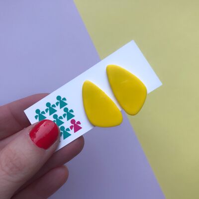 Pendientes de botón triangular gigante amarillo limón
