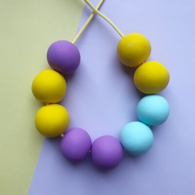 Collier ajustable jaune citron, lilas et menthe