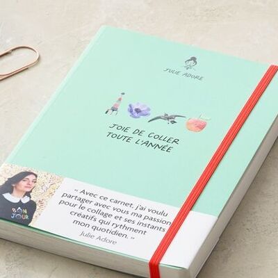 Mi cuaderno “La alegría de estar todo el año” de Julie Adore