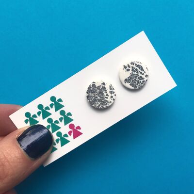 White & silver leaf Christmas earrings 1