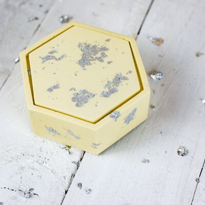 Caja de baratijas jesmonite hexagonal, amarillo pastel con tapa