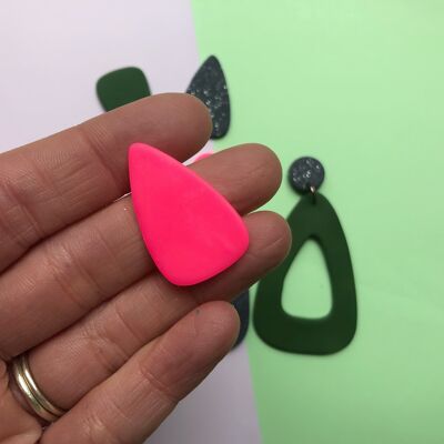 Giant triangle neon pink studs