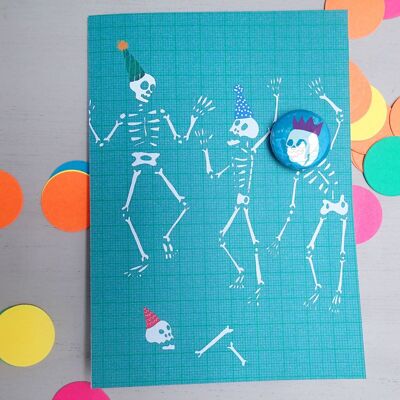 Skelettparty - Grußkarte mit Abzeichen