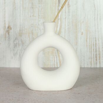 Vase en porcelaine avec trou, 17 x 7 x 19 cm, blanc mat, 805127 2