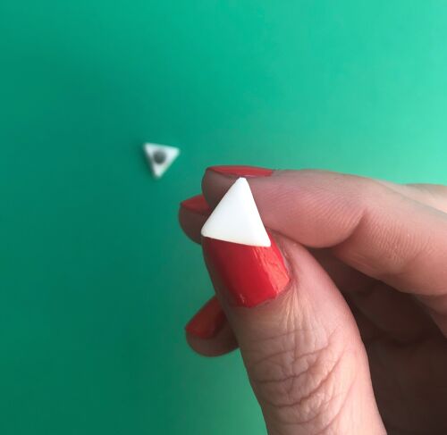 Simple white triangle stud earrings