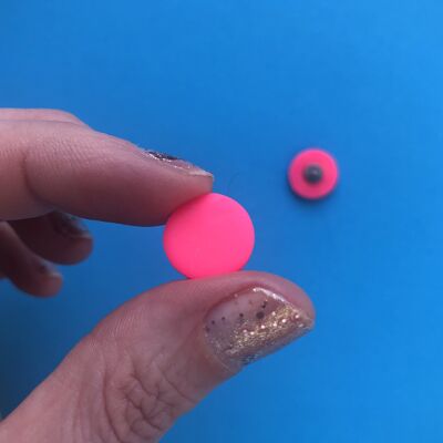 Neon pink circle earrings