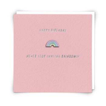 Carte de voeux arc-en-ciel pastel avec épingle en émail