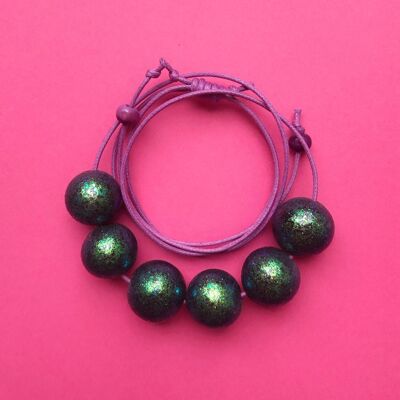 Green glitter sparkly necklace 1
