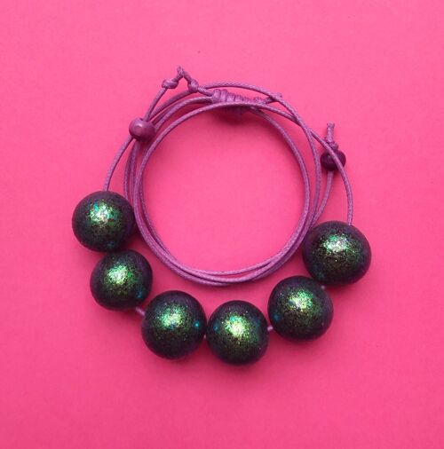 Green glitter sparkly necklace 2