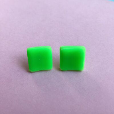 Pendientes geométricos verde neón