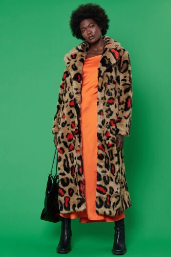 Manteau long rouge en fausse fourrure à imprimé léopard 1