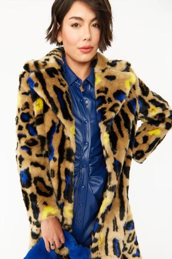 Manteau long bleu en fausse fourrure à imprimé léopard 2