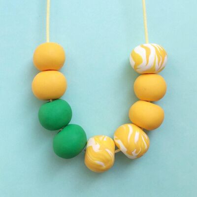 Gelbe & grüne Statement-Halskette aus Polymerton