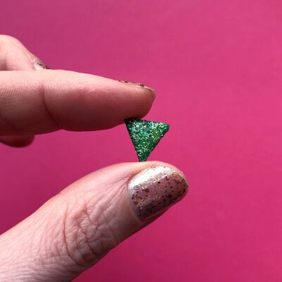 Orecchini triangolo glitter verde giada