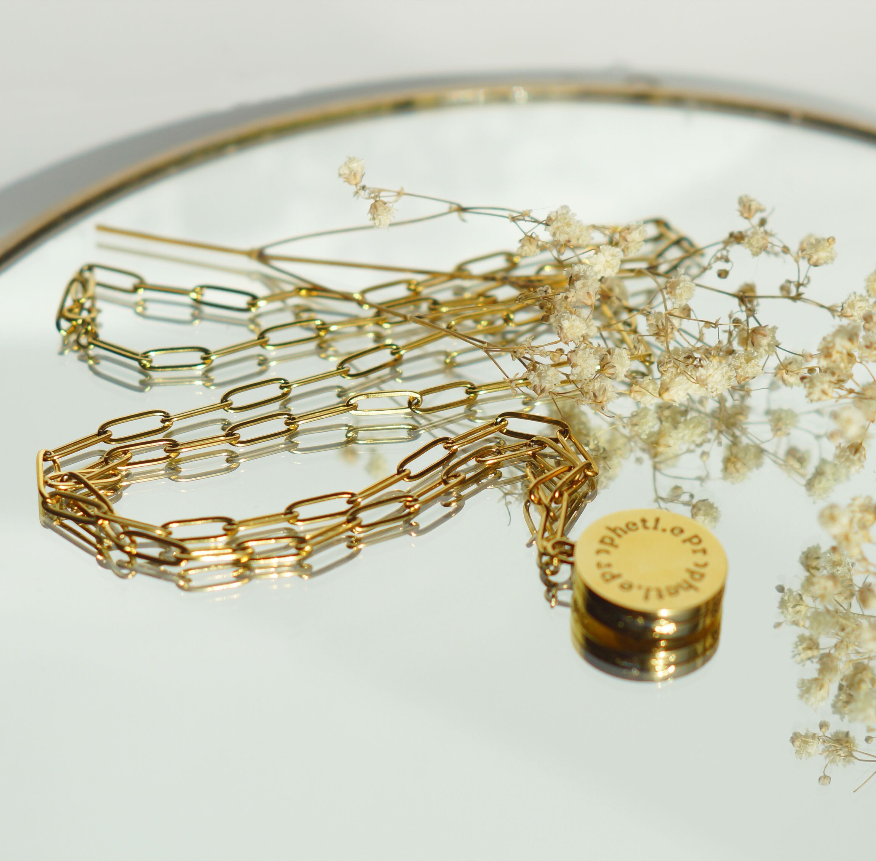 Propheti Moon Jewel.e - Perfume diffuser jewelry with 2 perfume stones