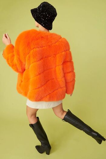 Manteau orange rayé en fausse fourrure Gaga 5