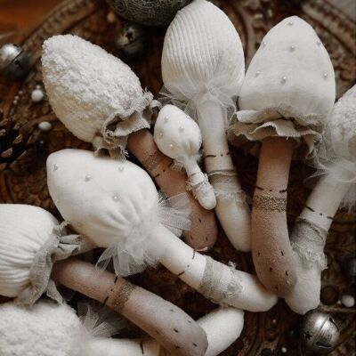 Mushrooms Garland . Snowy Wood