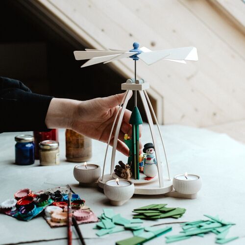 Teelichtpyramide mit Schneemann, 25 cm