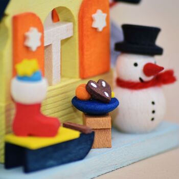 Maison avec bonhomme de neige en décoration d'arbre -3 motifs différents- 7