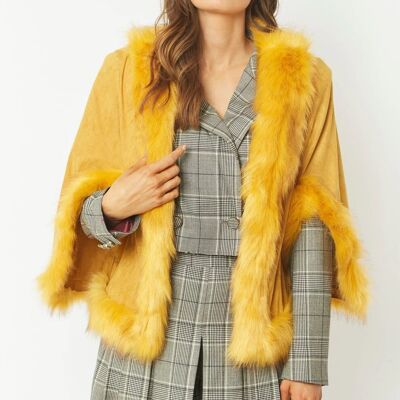 Veste cape jaune en fausse fourrure en daim