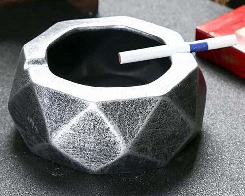 Ceramic ashtray 2 places in silver. Dimension: 11x4.8cm SD-052B