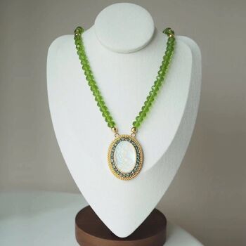 Collier en cristal vert épais - Camée sirène 2