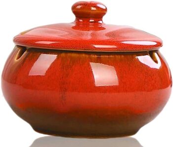 Cendrier en céramique avec couvercle de couleur Rouge. Dimension : 11x8cm SD-061C 1