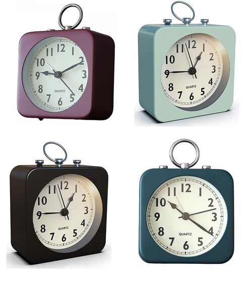 Vintage alarm clock in 4 colors. Dimension: 9x4,5x9cm LM-163