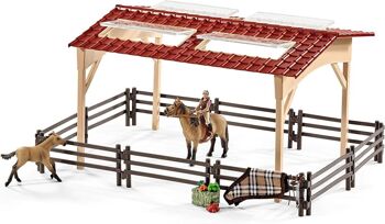 schleich 42195 - FARM WORLD – Écurie avec chevaux et accessoires, coffret de 96 pièces avec 2 chevaux, figurine de cavalier et accessoires de ferme, jouets animaux de la ferme pour enfants dès 3 ans 4