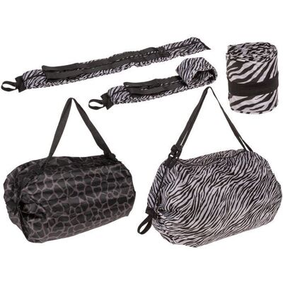 Foldable bag, with adjustable straps,