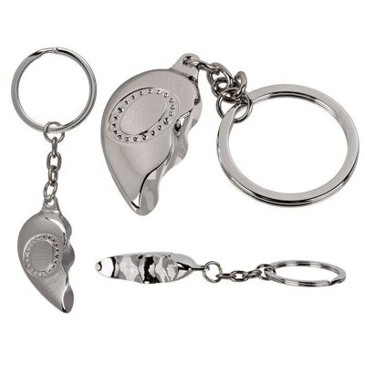 Metal keychain, Broken Heart, 15th century