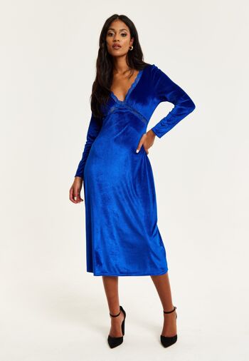Liquorish - Robe mi-longue en velours bleu royal avec détails en dentelle 1