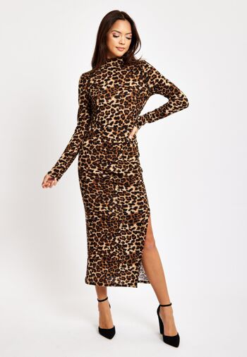 Liquorish - Robe mi-longue en maille brossée à imprimé léopard avec fente sur le devant 2
