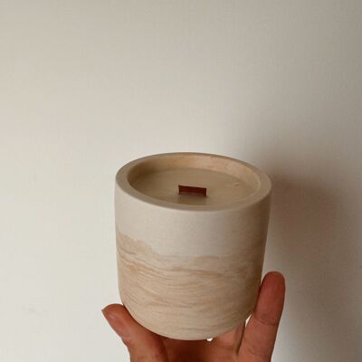 Handmade jesmonite marble pot candle