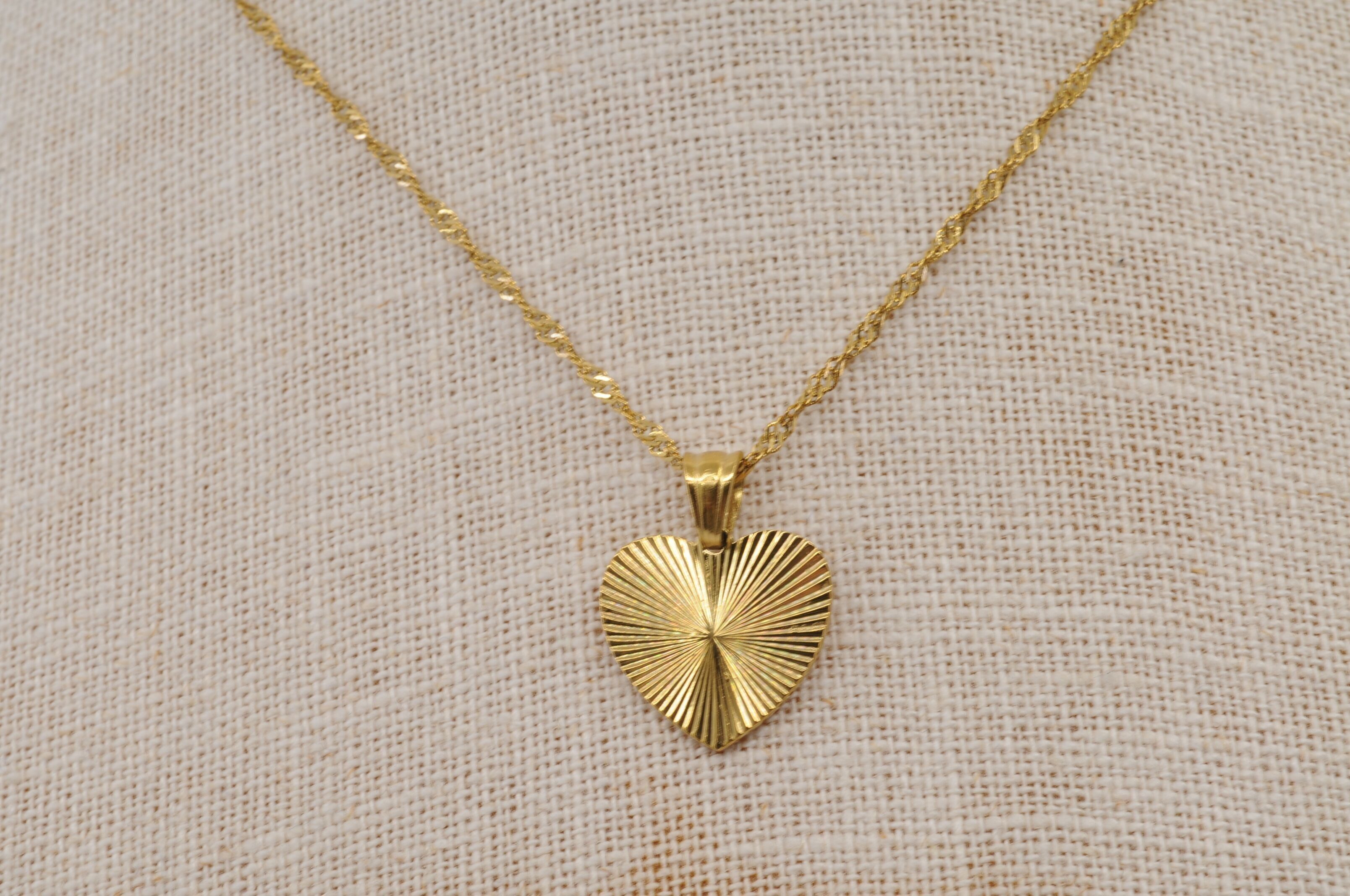 Steel chain necklace 40 cm heart pendant