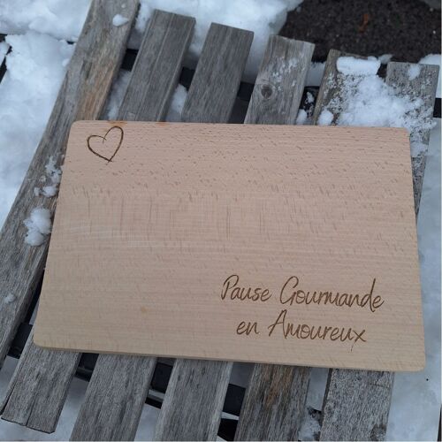 Plateau en bois Pause gourmande  en Amoureux Saint Valentin