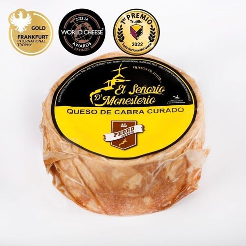 Queso de Cabra curado al Pedro Ximénez (500gr) - Medalla de Oro ‘Frankfurt International Trophy’ 2023