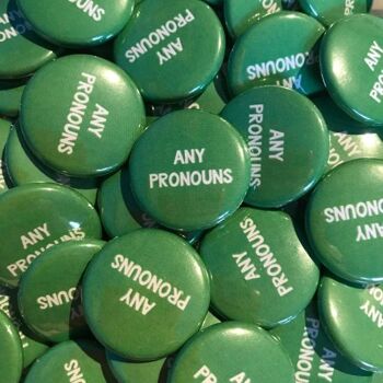 Tout badge de pronoms 1