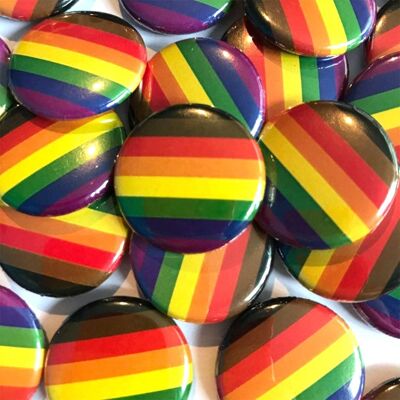 QPOC Inclusive Pride Flag-Abzeichen