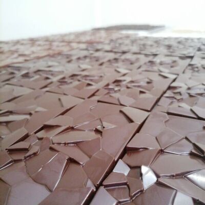 Tavoletta di cioccolato fondente 70%.