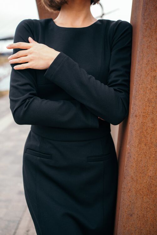 Pearl black long sleeved office top