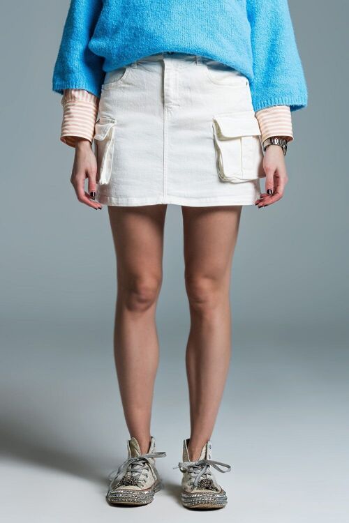 Cargo mini skirt in white