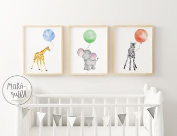 Lot d'imprimés animaliers avec ballon - Safari - Girafe, éléphant et zèbre - Illustrations enfants idéales pour la décoration des enfants, pour cadeau de nouveau-né, de naissance ou de baby shower 1