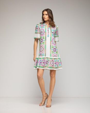 Robe courte style tunique à imprimé géométrique et détails ethniques 1