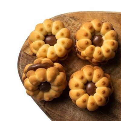 Chocolate daisy biscuits - 4kg